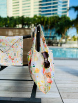 Medium Tote: In Full Bloom