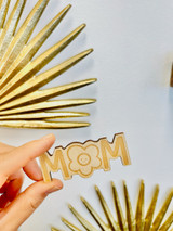 Wooden Magnet: MOM Flower