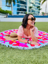 Round Towel: Cute Lil Bangkok