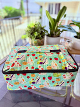 Potluck Cooler Bag: Sando Life