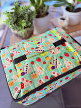 Potluck Cooler Bag: Sando Life