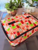 Potluck Cooler Bag: Chee(Hoo) Dango