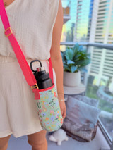 Simple Hydration Sling: In Full Bloom Lt. Green