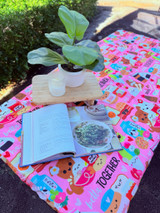 Elastic Tablecloth: Betta Together
