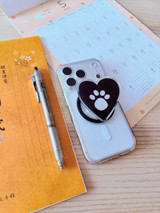 All Kine Snaps: Heart Paw