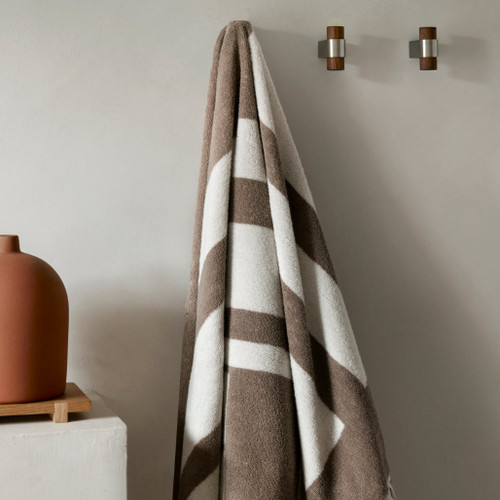 Minimal Towel Range in Beige/Off White