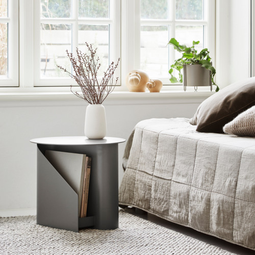 WOUD Sentrum Side Table in Taupe with Vase