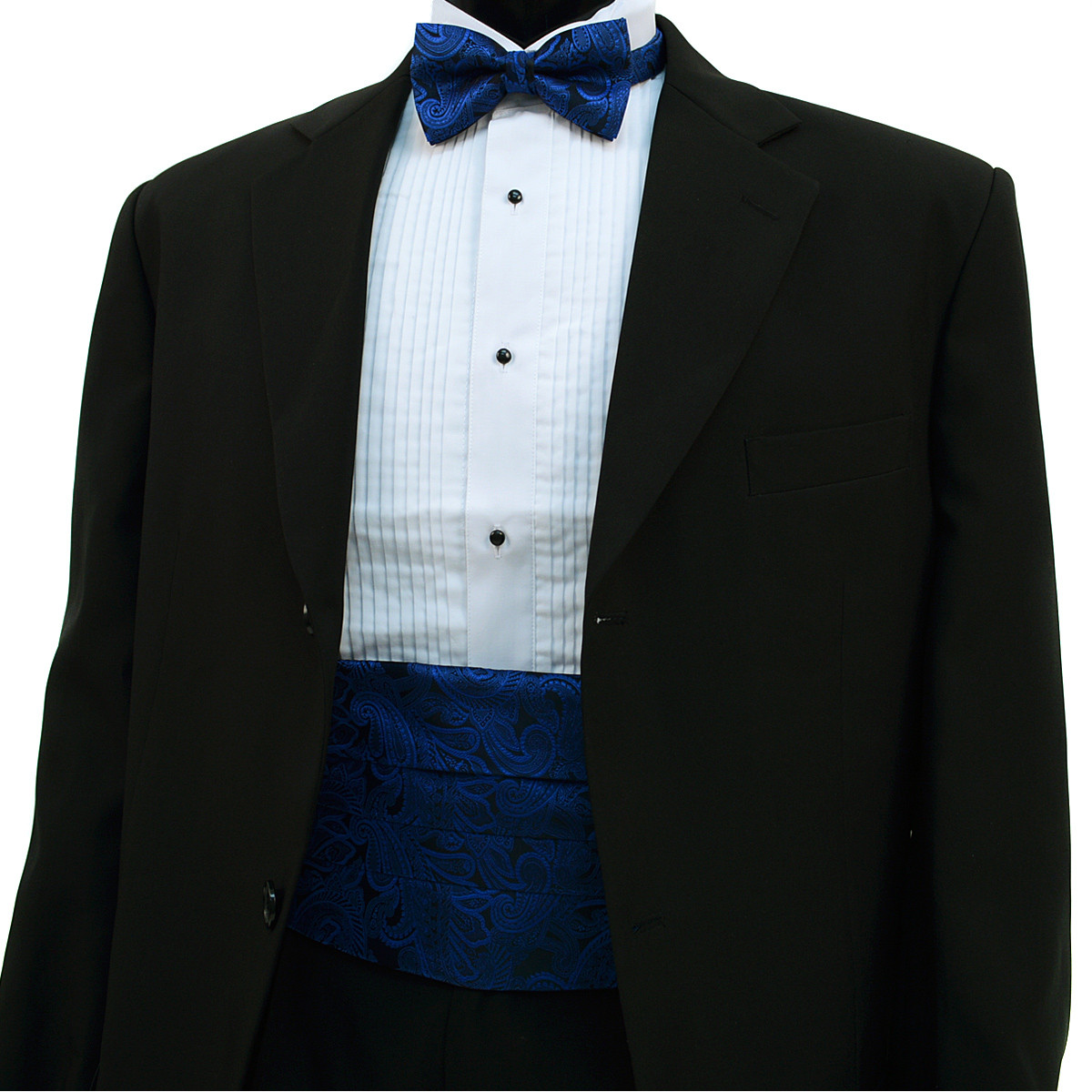 should cummerbund match bow tie
