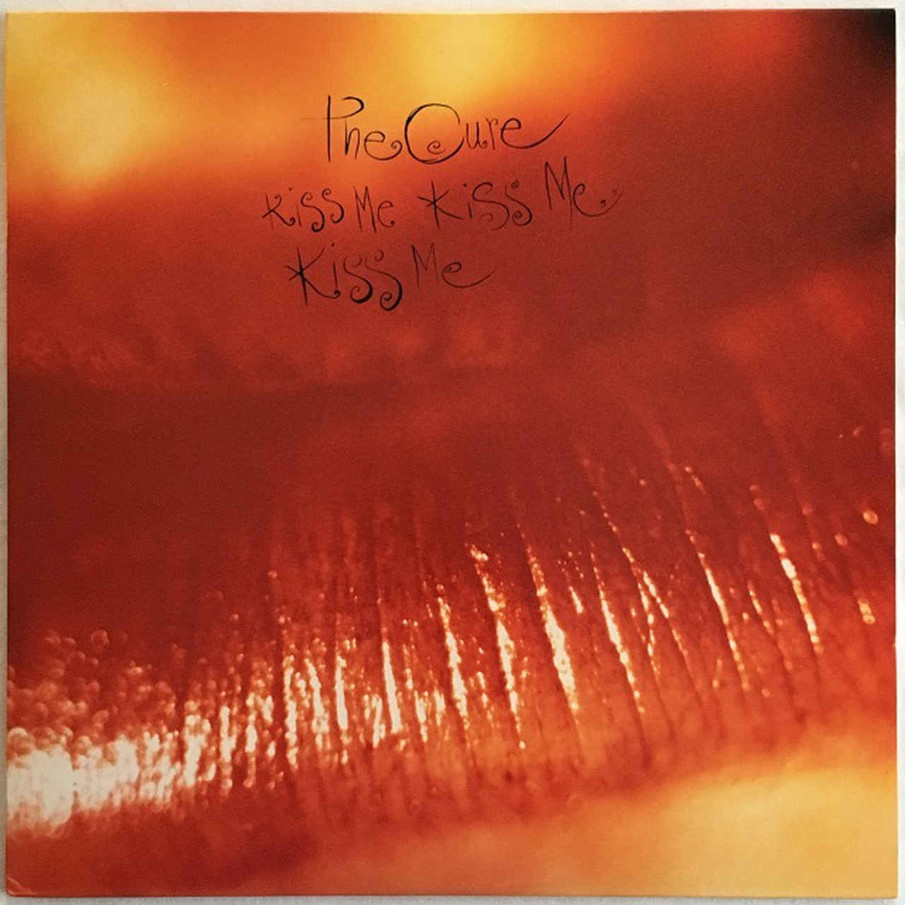 洋楽 The Cure - Kiss Me Kiss Me Kiss Me Kiss Me, Kiss Me, Kiss Me - The Cure | Deezer
