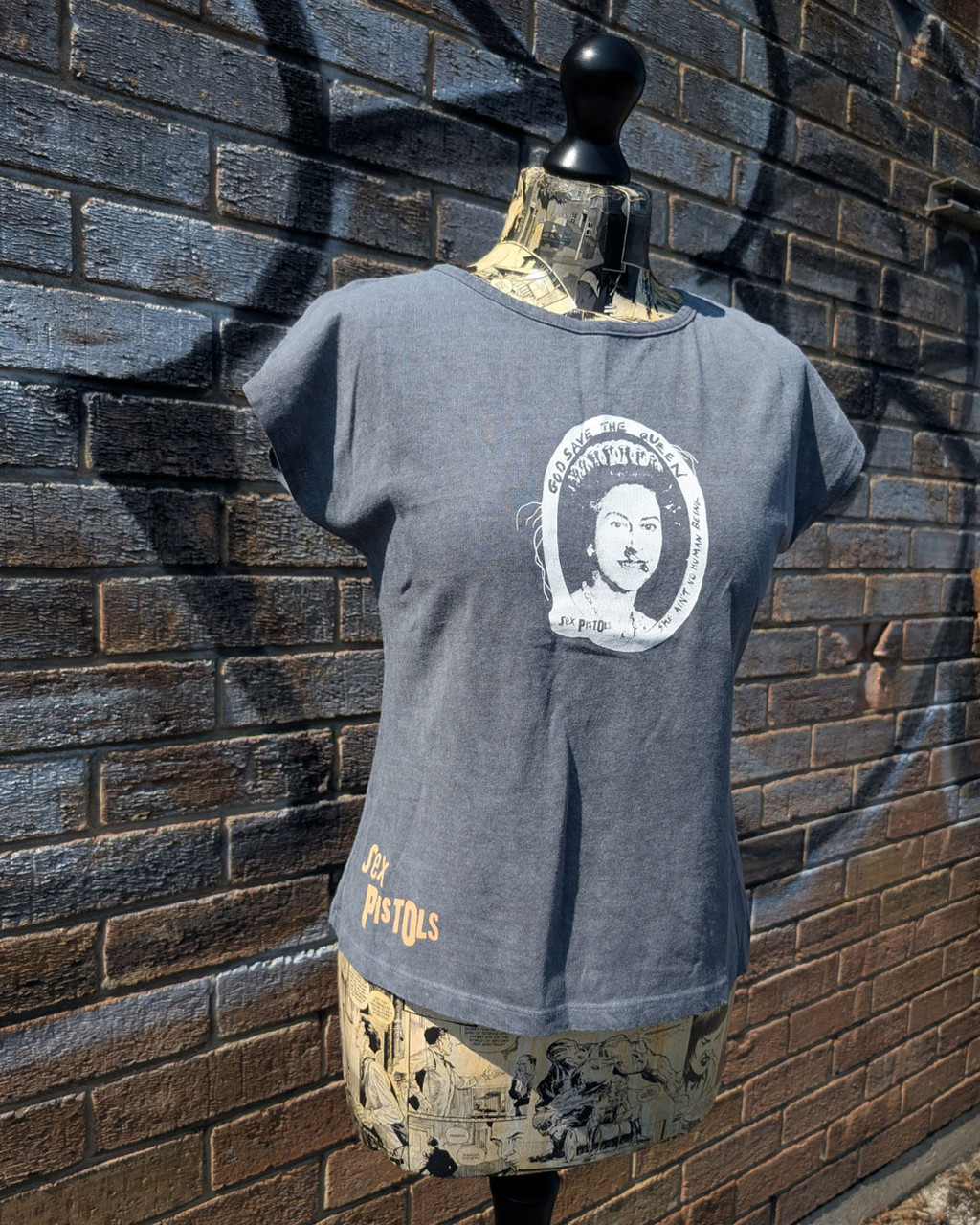 Sex Pistols 'God Save The Queen' (Dye Wash) Womens Crop Top