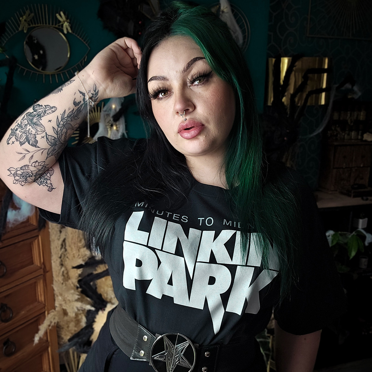 Linkin Park 'Minutes To Midnight' (Black) T-Shirt - Avtvmnvitch