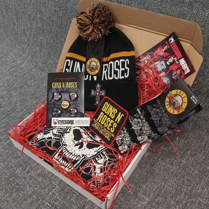 Guns N' Roses 'Head To Toe' Box Set - T-Shirt Hat Socks