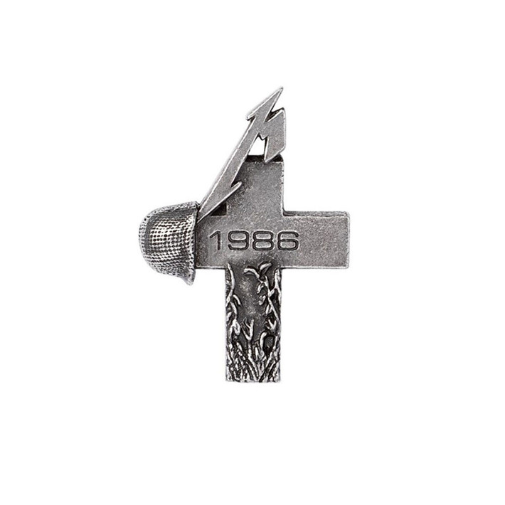 Metallica 'Master Of Puppets' Pin Badge