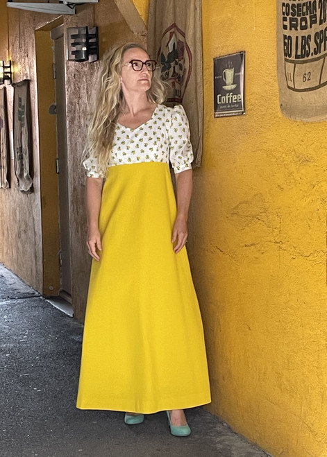 0247 Gul lang kjole 0247 Gul lang kjole