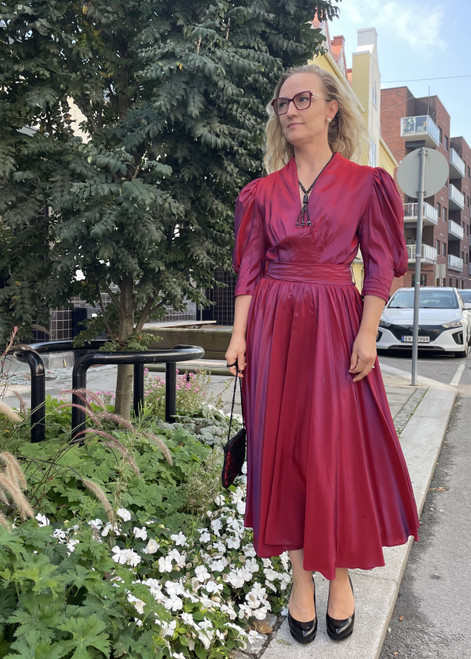 2561 Vinrød selskapskjole 2561 Vinrød selskapskjole