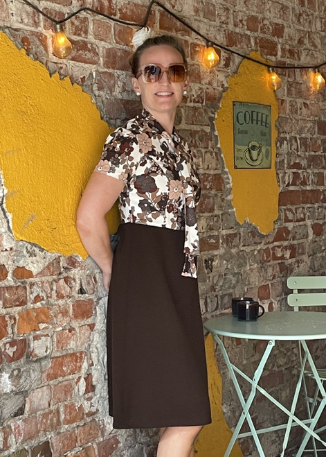 0293 Brun mønstret kjole 0293 Brun mønstret kjole