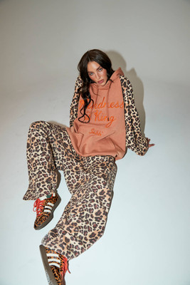 Sabbi - The Kindness is King Wide Leg Sweat Pants