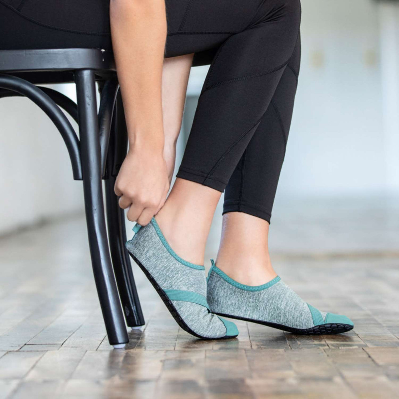Chaussures FitKicks Femme Noires - Lifestyle, Fitness, Course - Pointure 5.5 US