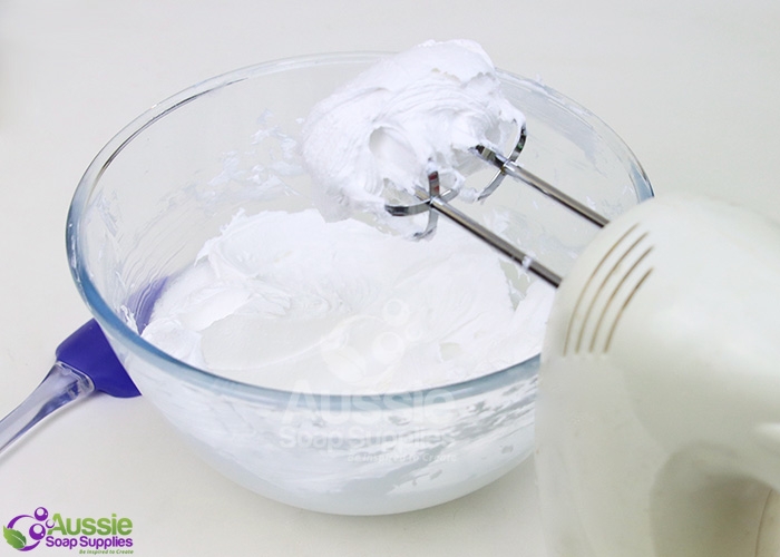 Coconut and Lime Foaming Body Scrub DIY Tutorial