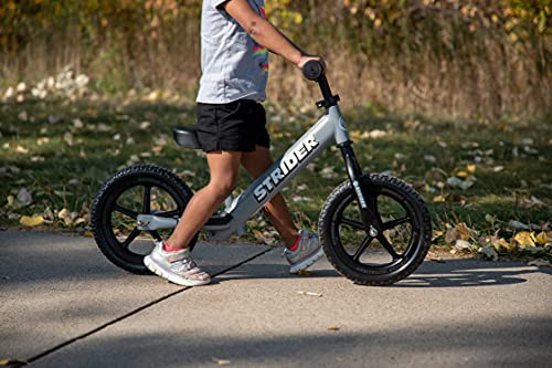 Draisienne enfant strider 12 pouces sport coloris orange (D'occasion) à