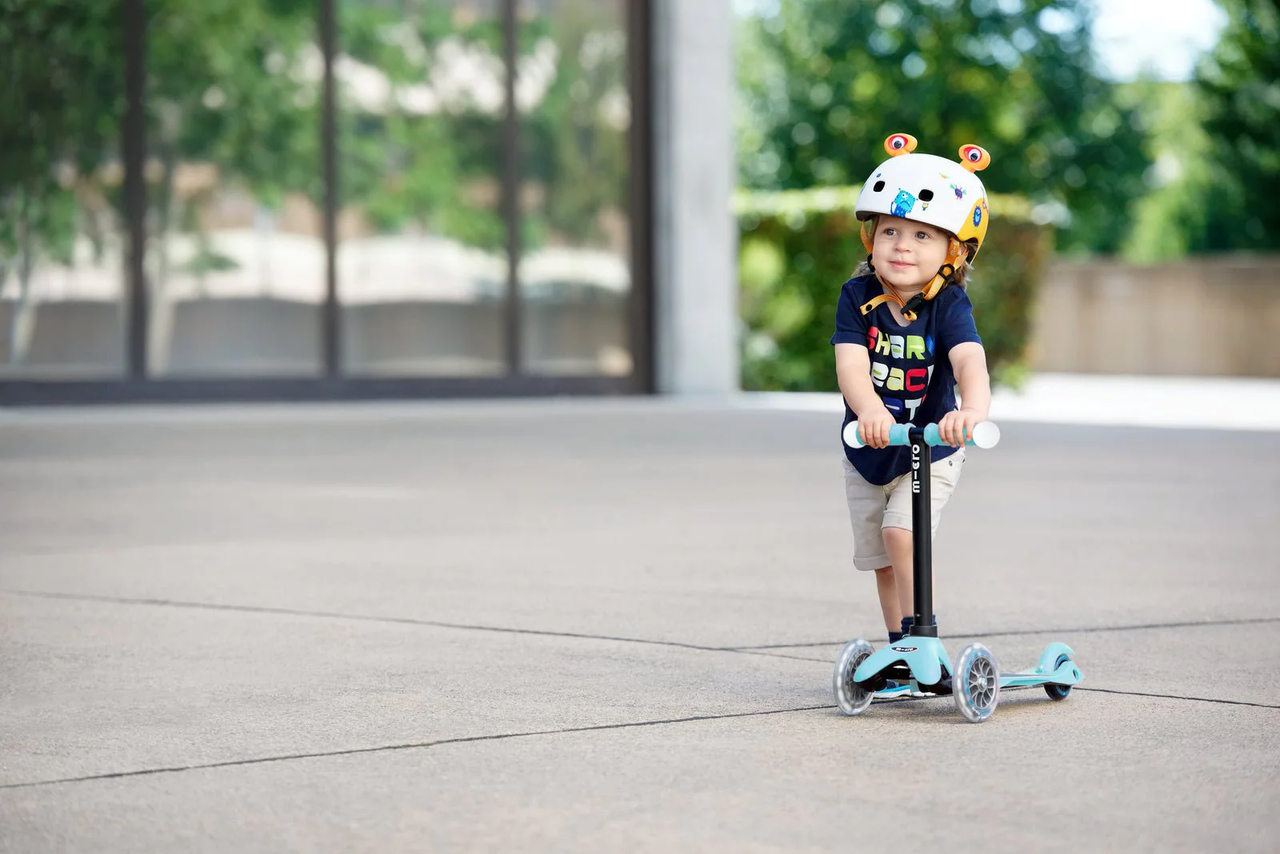 Micro Mini2Grow Deluxe Magic LED Kickboard Light Blue