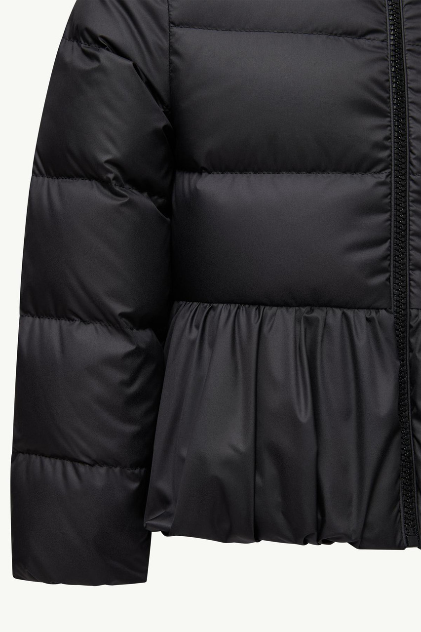 MONCLER JOSEPHINE GIUBBOTTO　ルーマニア製　N2340 Moncler Elizaveta Jacket 25FW