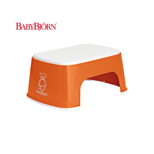 Babybjorn Safe Step is Non-slip surface on top and underneath, Lightweight and easy to move around
