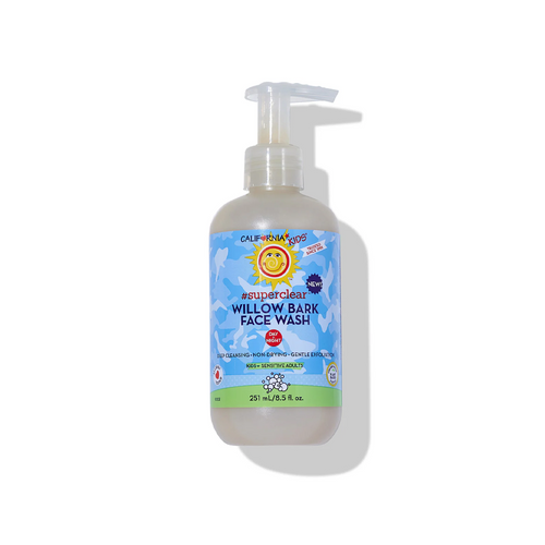 California Baby Kids Super Clear Face Wash 1.8oz - This gentle, non-drying facewash is formulated for those with sensitive skin. Clear up problem skin and mild outbreaks with our award-winning facewash. It lightly exfoliates and deeply cleans pores without drying or irritating skin.