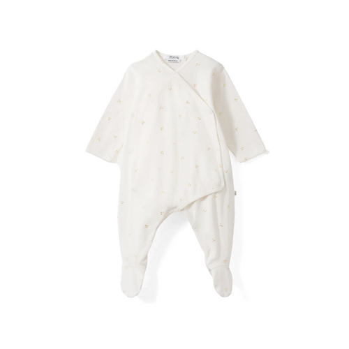 Bonpoint Pyjama With Print Gold 25FW - These baby pajamas are made of organic cotton and feature the emblematic Bonpoint cherry print. The surplice front with snap buttons is both practical and refined.