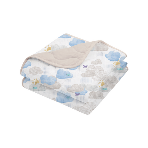Nest Designs Cozy Blanket 26SS Fluffy - Our quilted blanket, made with soft bamboo jersey and Sorona® fill, delivers plush warmth without the weight.