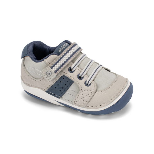 Stride Rite Srt Sm Artie Lea Med Stone 26SS - Find your stride in our classic Soft Motion™ Artie sneaker- designed for comfort that never goes out of style.