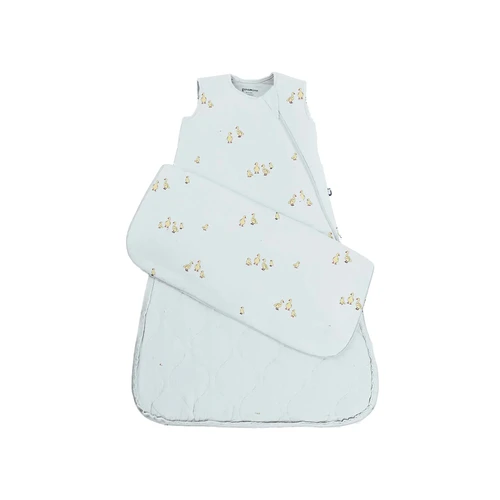 Günamüna Sleep Sack Duvet Bamboo 0.5 TOG Friends - Meet the wider, more comfortable fit so they can fold their legs in that oh-so-comfy natural frog position, with our genius WONDERZ