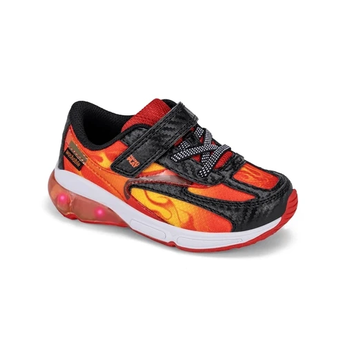 Stride Rite Lighted Phantom Fire 26FW - Bring the excitement to every step with the Made2Play® Lighted Phantom sneakers!