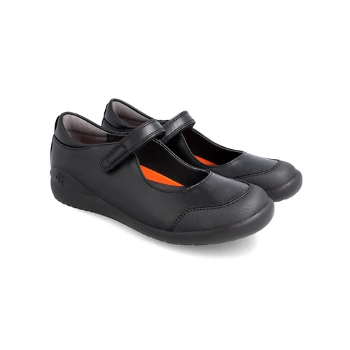 Biomecanics School Shoes for Children Black 26FW - With an adjustable fastening that opens them right out, these Biomecanics school mary janes made in leather let the foot in without bending it and then close over the instep with as much tension as it needs, as many times as the foot changes through the day.