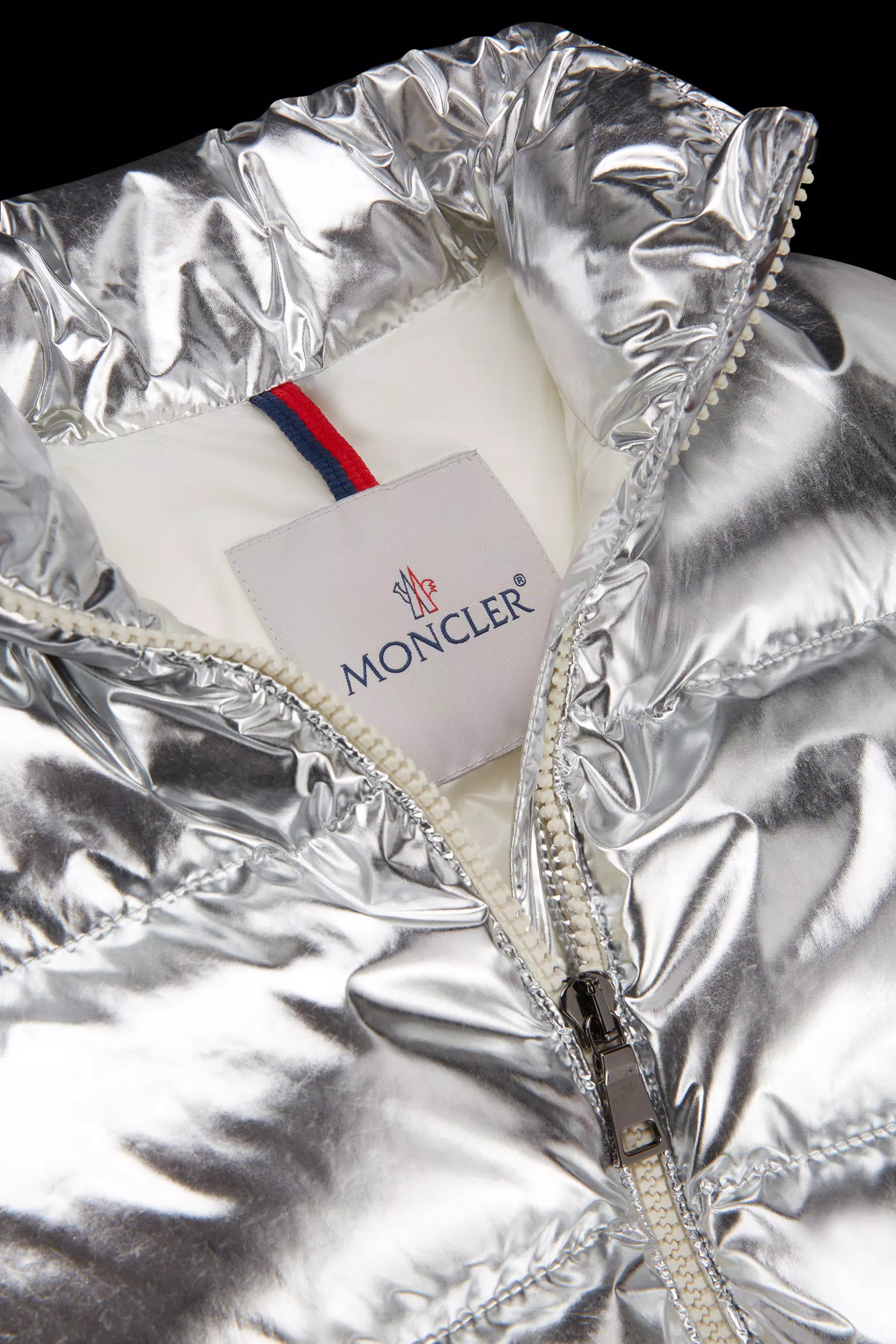 Meuse Metallic Down Jacket in Silver - Moncler