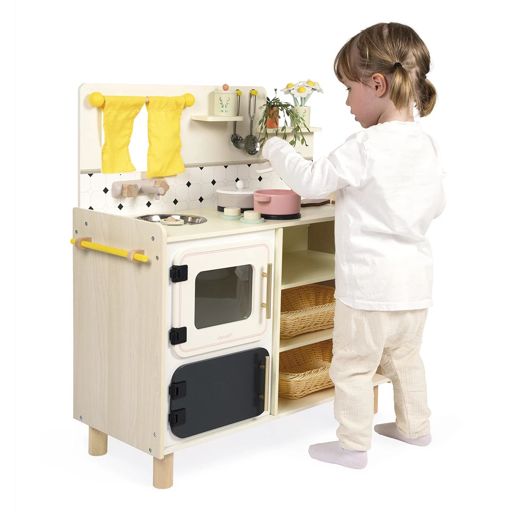 Janod Mamie Soleil: Big Equipped Kitchen