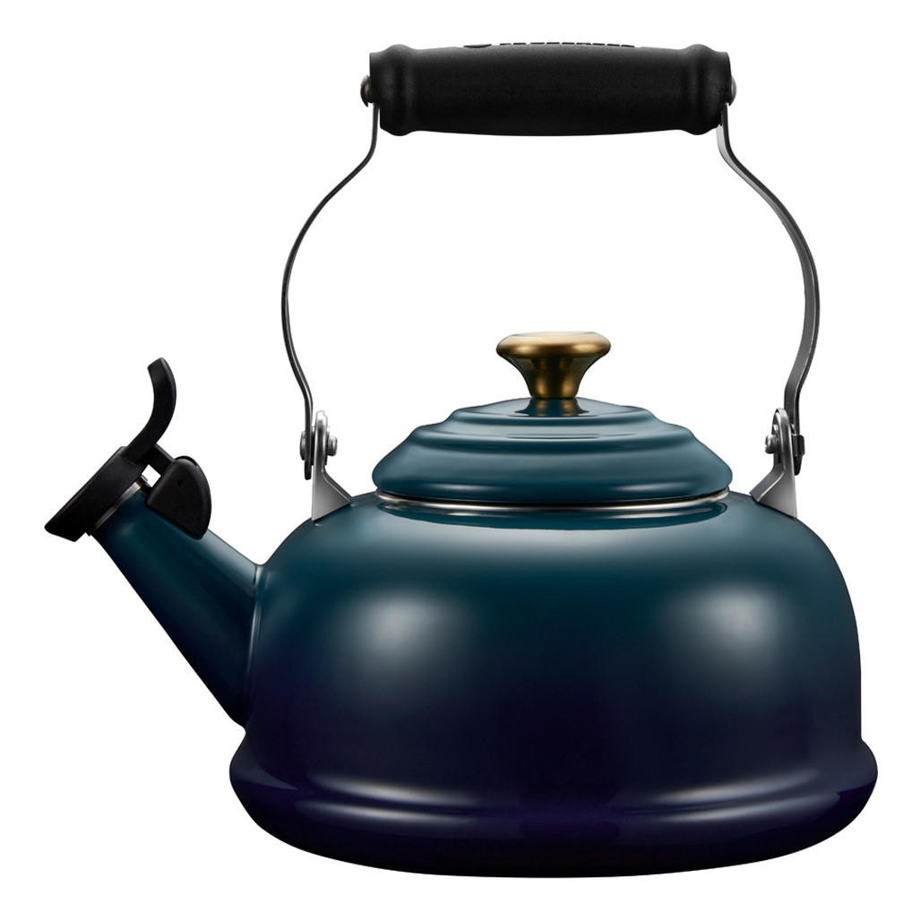 Agave Classic Whistling Kettle, 1.6L - The Gourmet Warehouse