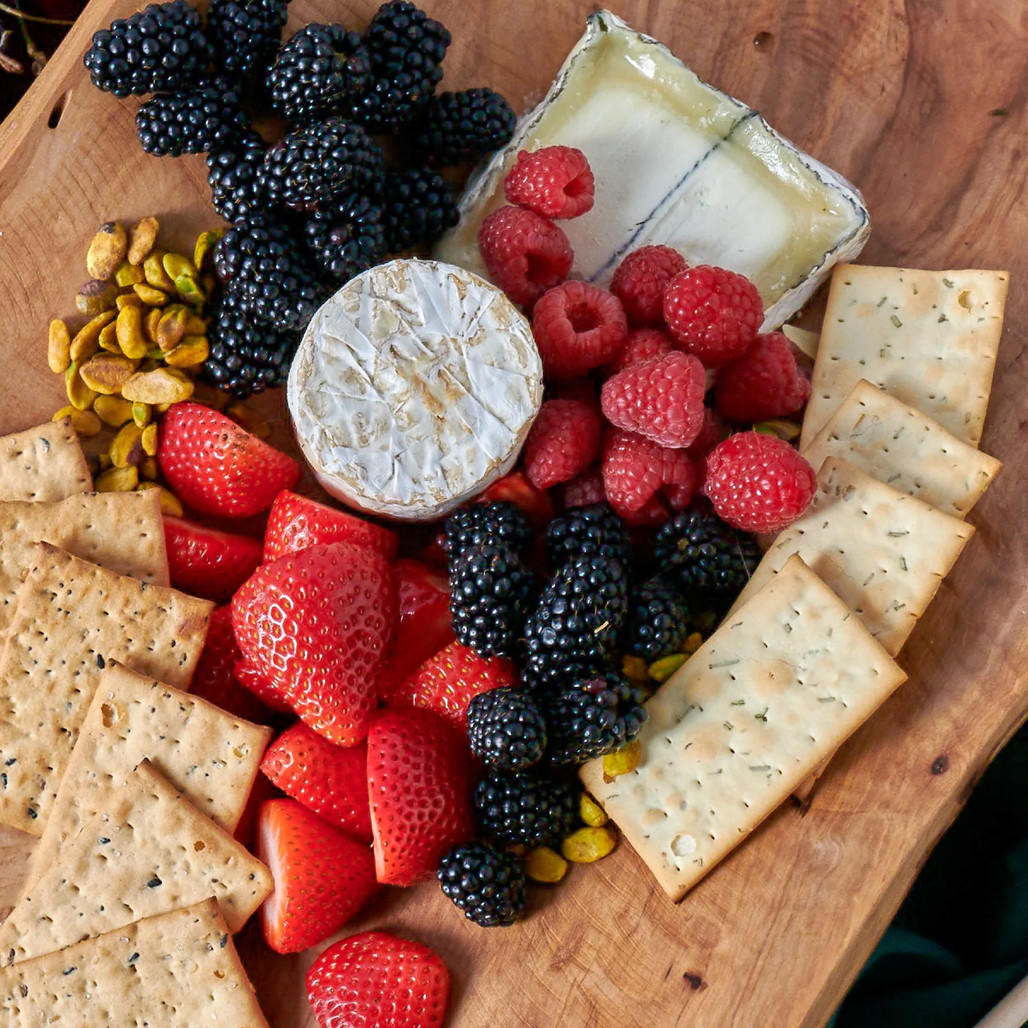 Partners Crackers Roasted Garlic & Rosemary, 124g The Gourmet Warehouse