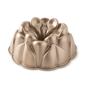 Nordic Ware Commercial Original Bundt Muffin Pan with Premium Non-Stick Coating 6-Cavity