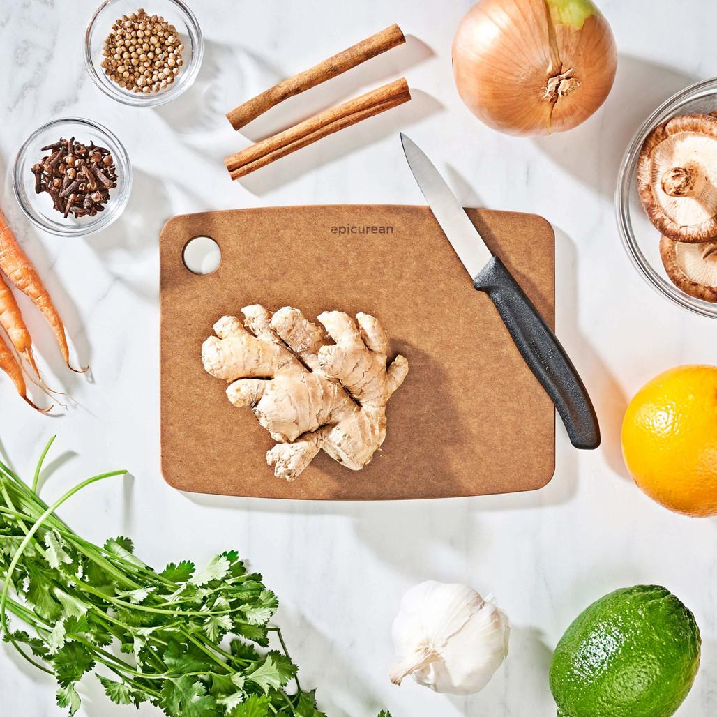 Cutting Board Nutmeg - Kitchen Series, 8 x 6-in - The Gourmet