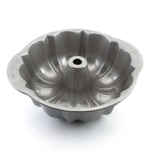 Fluted Tube Bundt Cake Pan Nonstick, 10 x The Gourmet