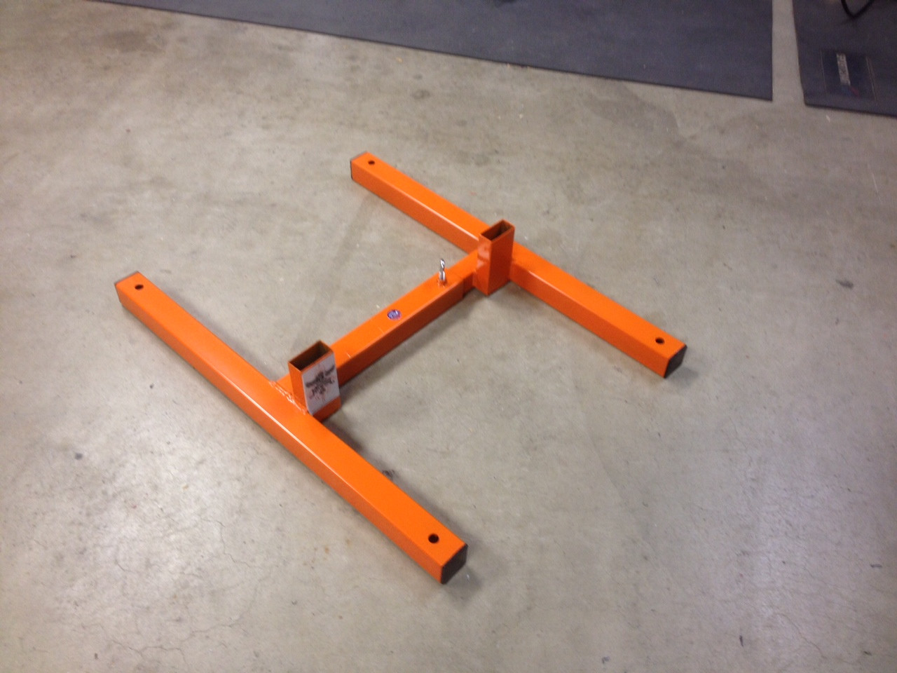 alco-target-24-inch-adjustable-shooting-target-stand-base-ipsc-idps-compatible-21-to-35-inch-width-usa