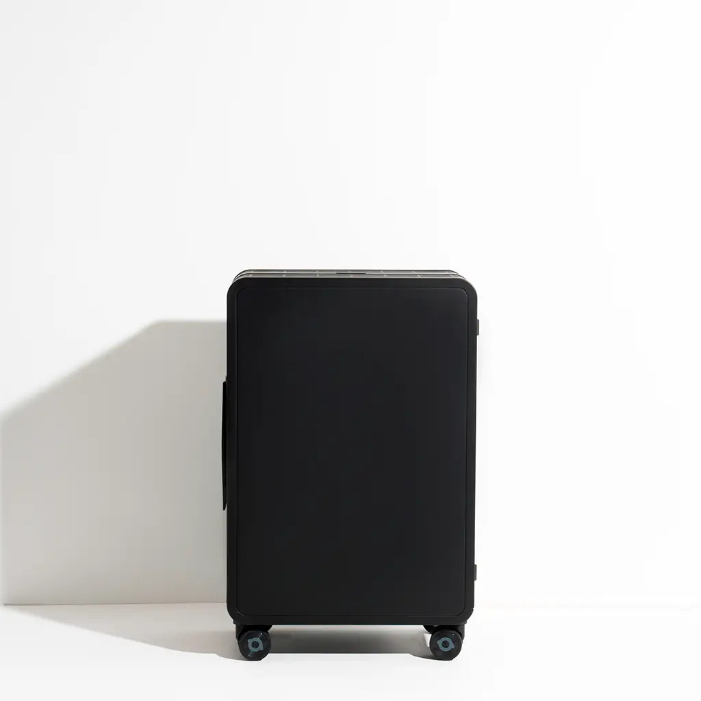 mobley works militaly box キャスター付き Maleta Airox Frequent Flyer Hardside Carry-On - Victorinox