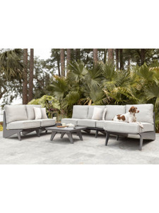 Holland Club Chair (Hartley Cushion) Holland Club Chair (Hartley Cushion)