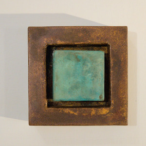 MM - bronze center cube