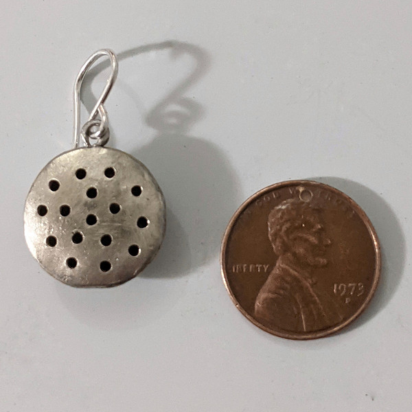 Speaker Pod earrings - silver and titanium