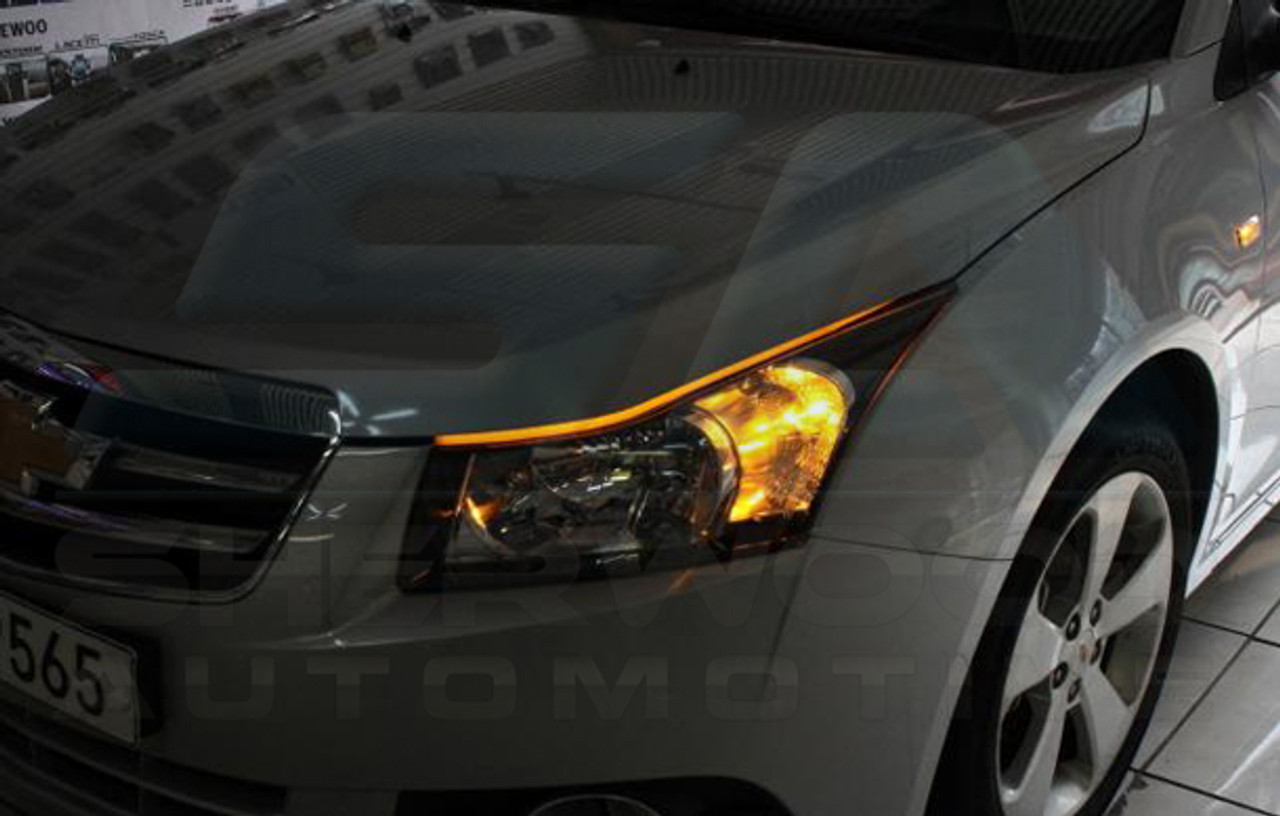Chevy / Holden Cruze 5 Door Illuminated LED Headlight