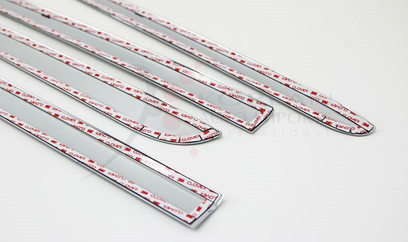 20132016 Santa Fe / MaxCruz Chrome Door Molding Set 4pc (7 Passenger