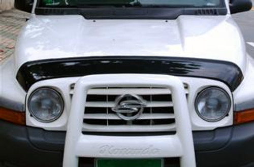 Korando Hood Guard (smoke) Korando Hood Guard (smoke)