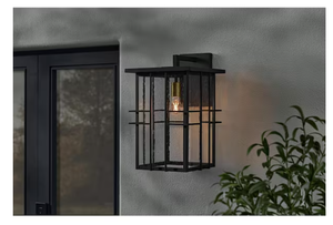 HB Glenfield Large 19" 1-Light Black Outdoor Sconce w/Seeded Glass (PLEASE READ)